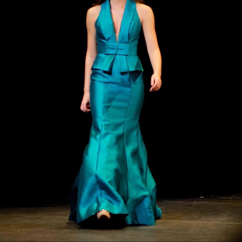 Prom/pagenant/formal dress